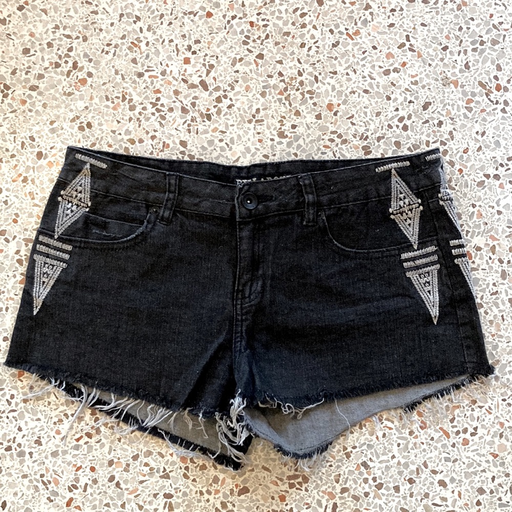 Vintage Billabong Embroidered Denim Short